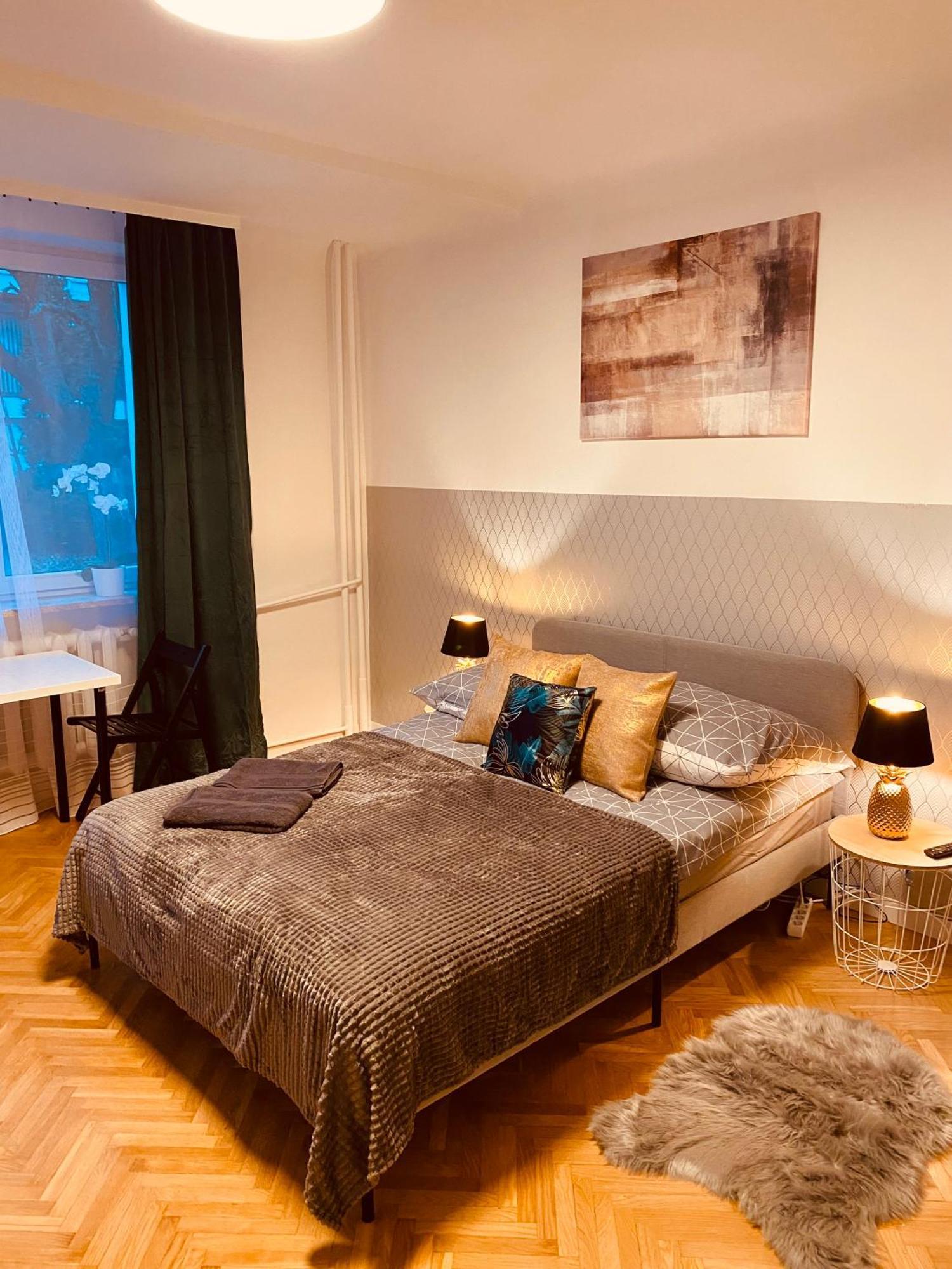 Clicktheflat Karmelicka Apart Rooms Warszawa Exteriör bild