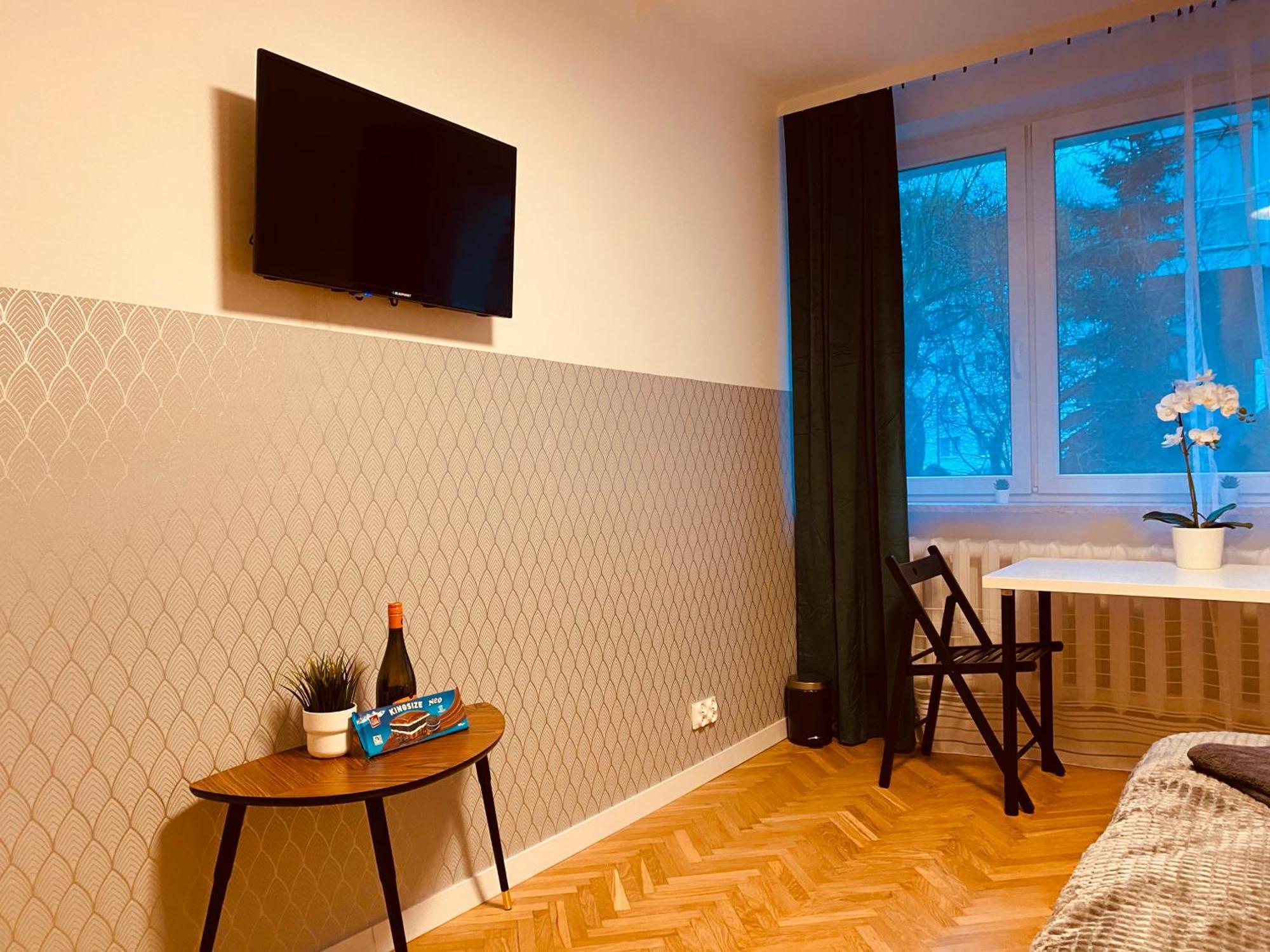 Clicktheflat Karmelicka Apart Rooms Warszawa Exteriör bild